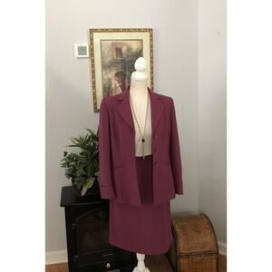 Kasper Petite 2Pc Skirt Suit Size 8P Long Sleeve Lapel Collar Notch